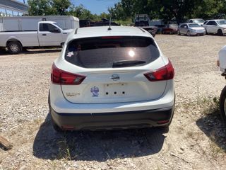 2017 Nissan Rogue Sport S - Exterior Rear Center Image